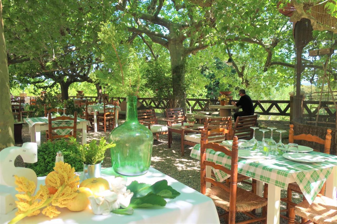 Masia Sagues Poblet Buitenkant foto